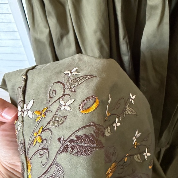 Her Universe The Lord of the Rings Hobbit Midi Dress - Picture 10 of 10